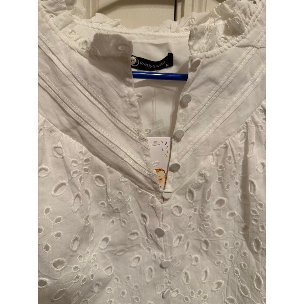 NWT Pretty Garden Women's Ruffle Cap Sleeve V-Neck Eyelet Top Blouse Size M - Picture 4 of 13